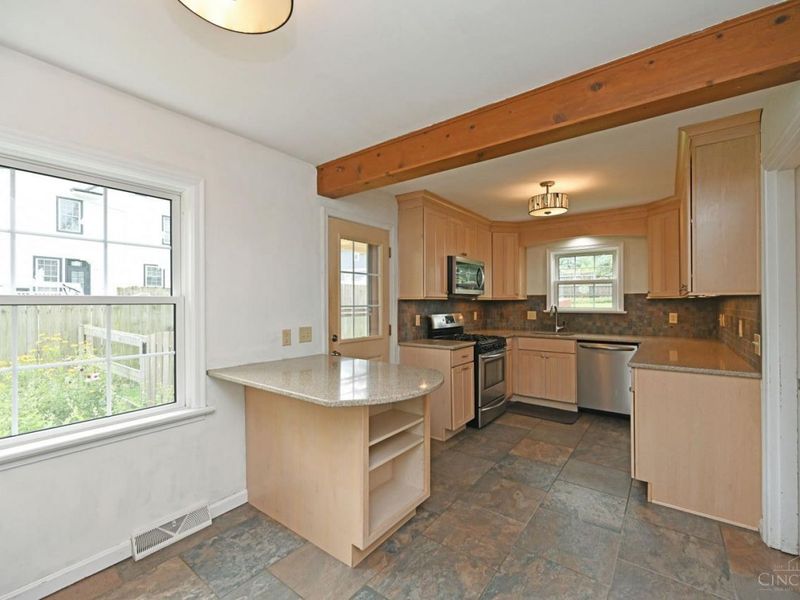 6337 Kincaid Road, Cincinnati, OH 45213 Photo 20