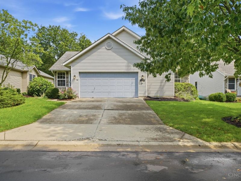 4479 Pond Meadows Court, Mason, OH 45040 Photo 2
