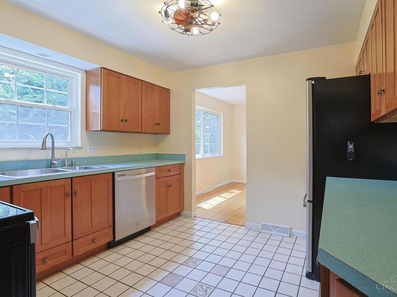 6993 E Galbraith Road, Madeira, OH 45243 Photo 18