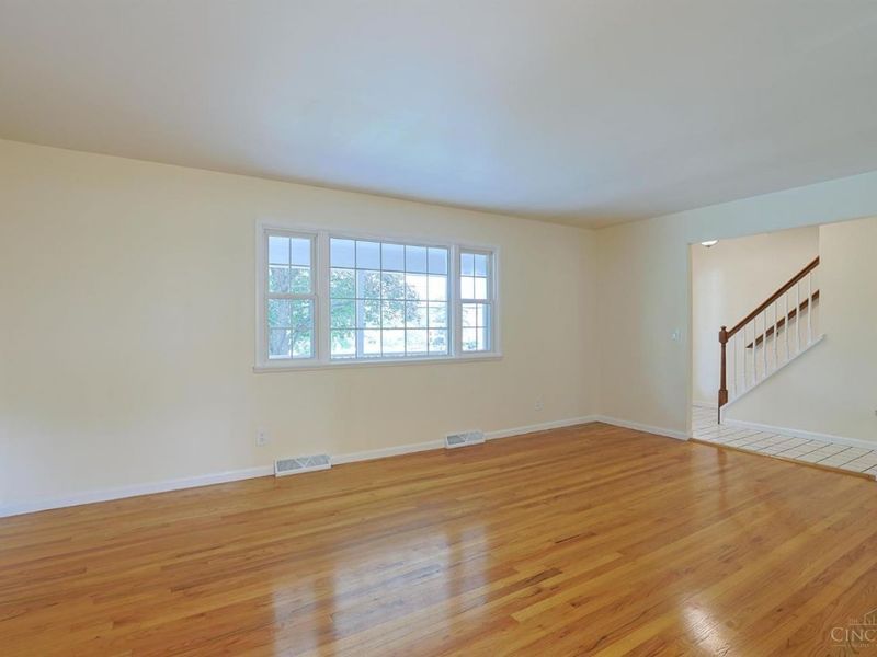 6993 E Galbraith Road, Madeira, OH 45243 Photo 7