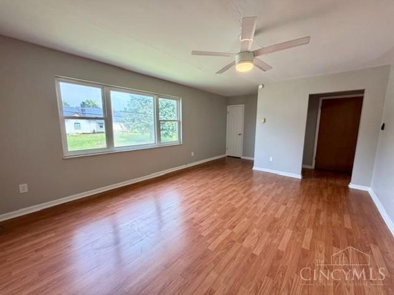 201 E Main Street, Owensville, OH 45160 Photo 14