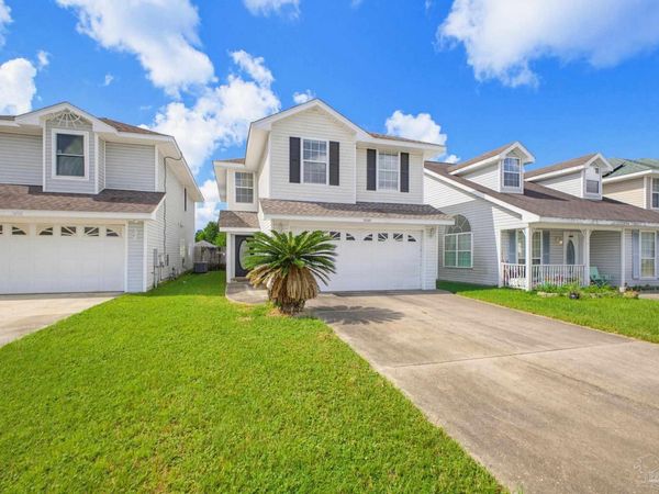 3268 Two Sisters Way, Pensacola, FL 32505