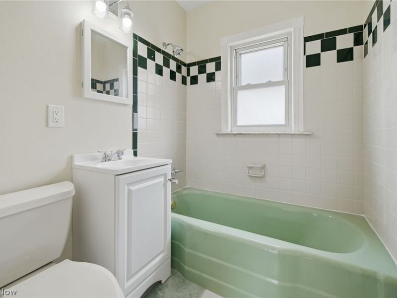 13840 Sacramento Avenue, Cleveland, OH 44111 Photo 11