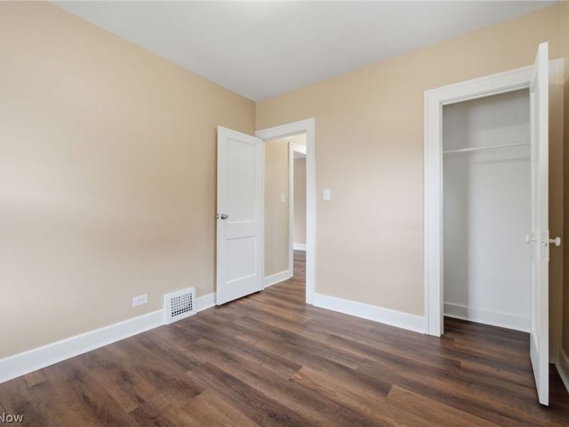 13840 Sacramento Avenue, Cleveland, OH 44111 Photo 14