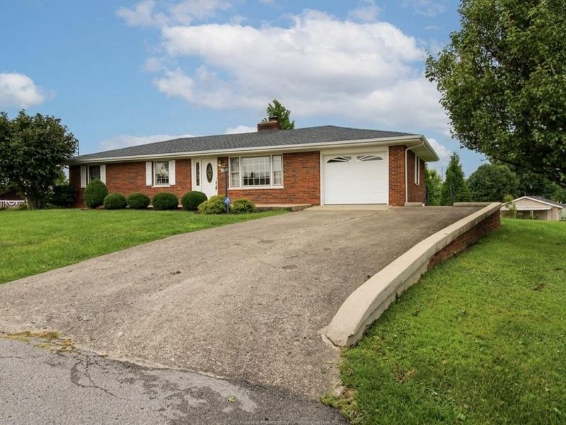 1 Tracy Lane, Williamstown, KY 41097 Photo 2