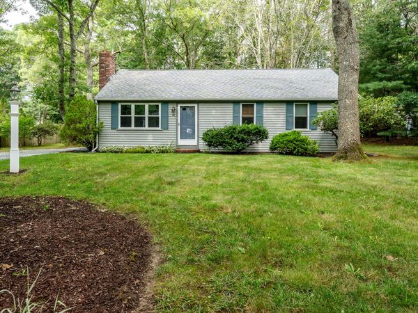 41 Bridle Path, Marstons Mills, MA 02648