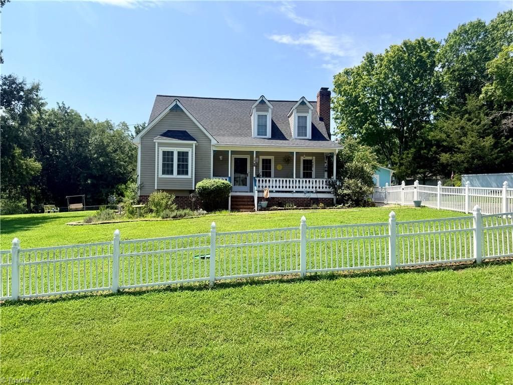 1070 W River Run, Asheboro, NC 27205 Main Photo