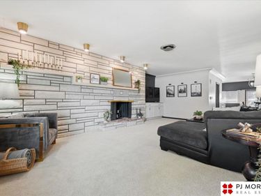 1214 S 22nd Street, Omaha, NE 68108