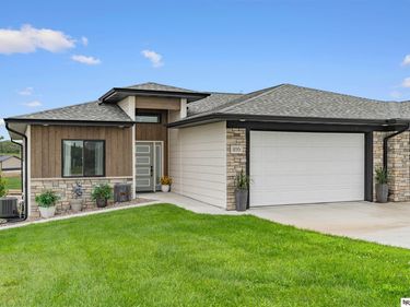 1155 Sand Hill Road, Louisville, NE 68037