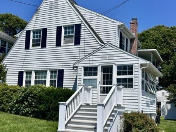 82 Menunketesuck , Westbrook, CT 06498