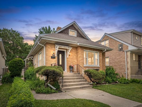 5830 N NAGLE Avenue , Chicago, IL 60646