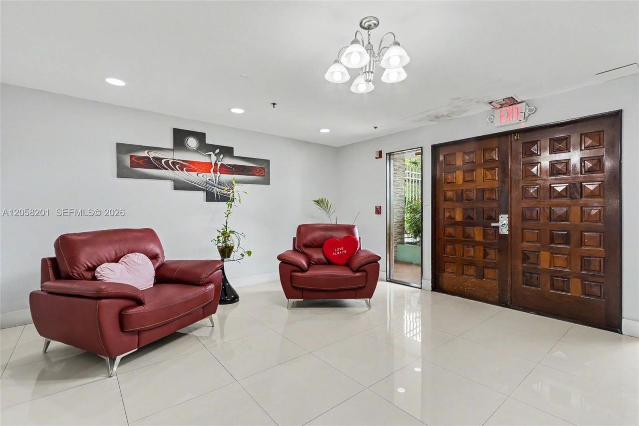 1825 W 44th Pl , Unit 509, Hialeah, FL 33012 Photo