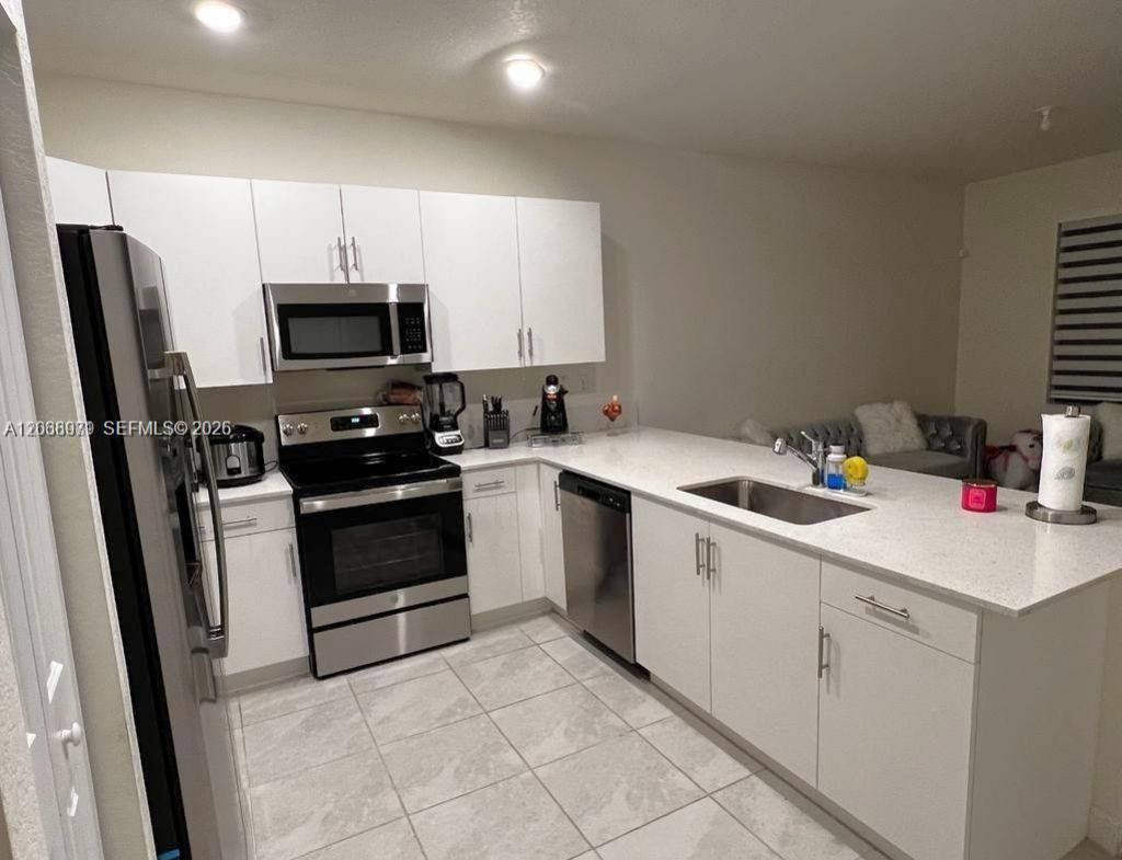3382 W 114th Ter , Hialeah, FL 33018 Photo