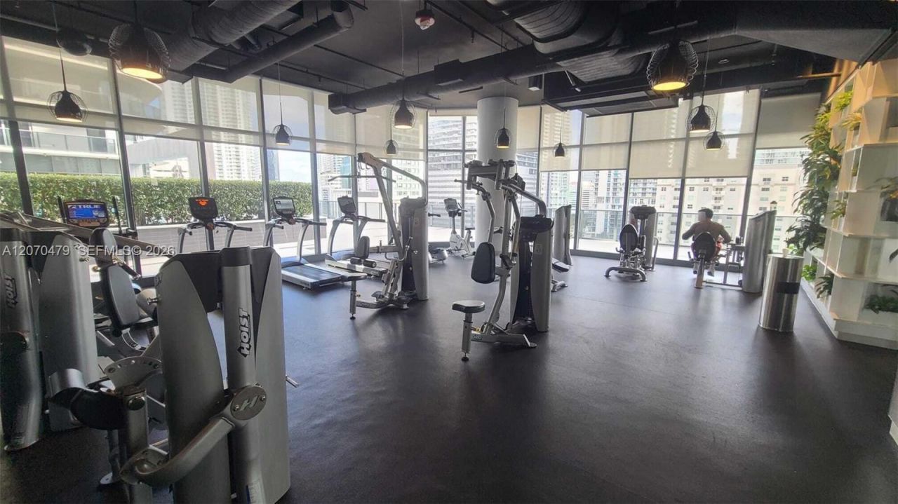 45 SW 9th St , Unit 1503, Miami, FL 33130 Photo