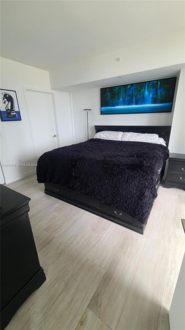 45 SW 9th St , Unit 1503, Miami, FL 33130 Photo
