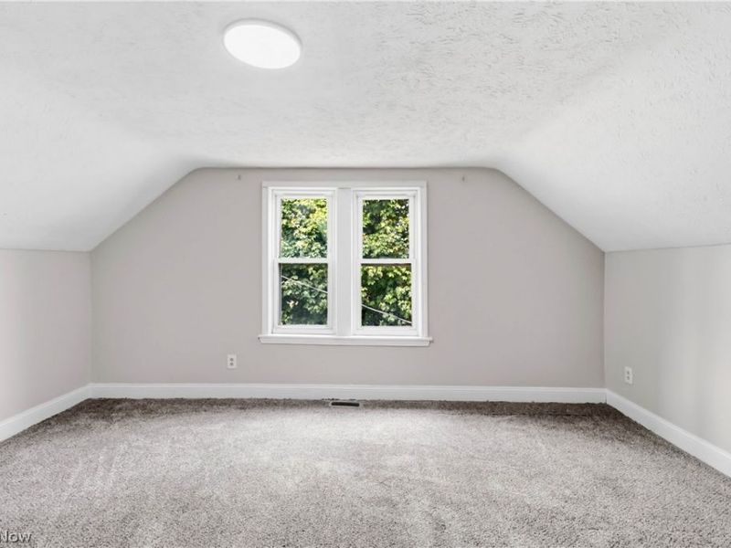 3129 W 31st Street, Cleveland, OH 44109 Photo 12