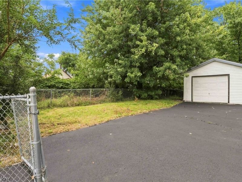 3129 W 31st Street, Cleveland, OH 44109 Photo 22