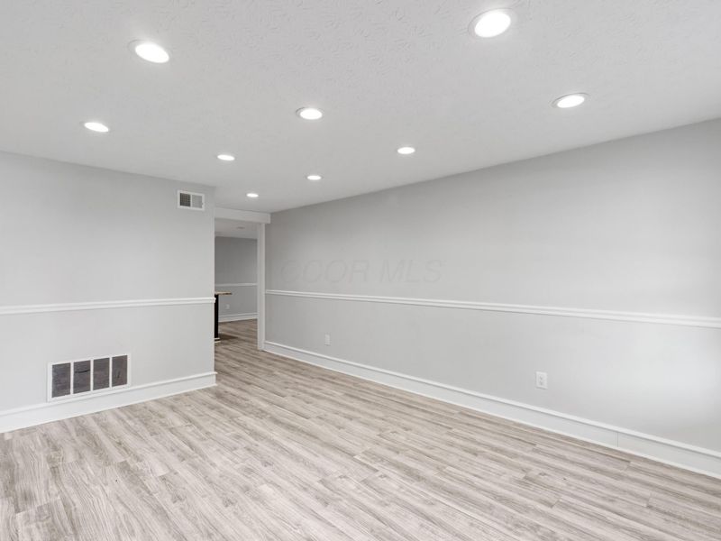 3753 Big Walnut Drive, Groveport, OH 43125 Photo 3