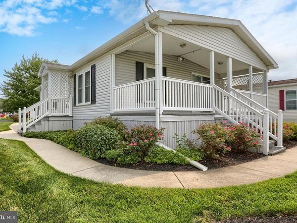384 W SPRUCE STREET, PALMYRA, PA 17078