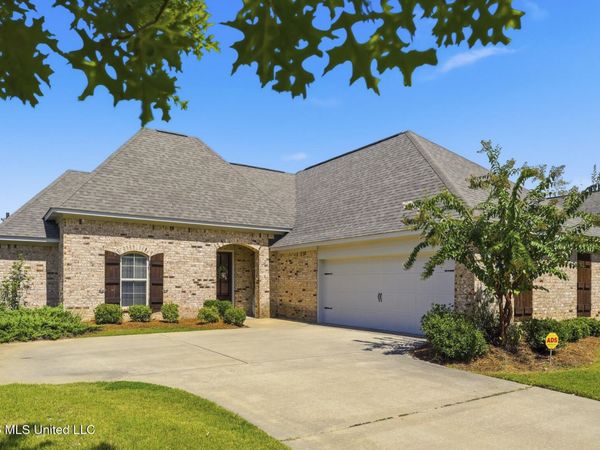 137 Hampton Ridge, Madison, MS 39110
