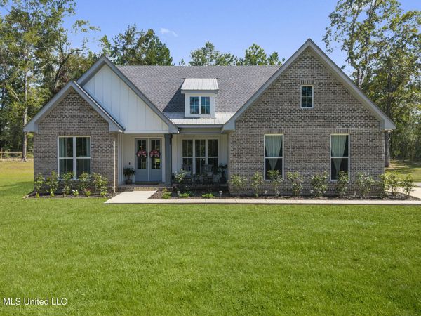9 Stone Forrest Trail, McHenry, MS 39561