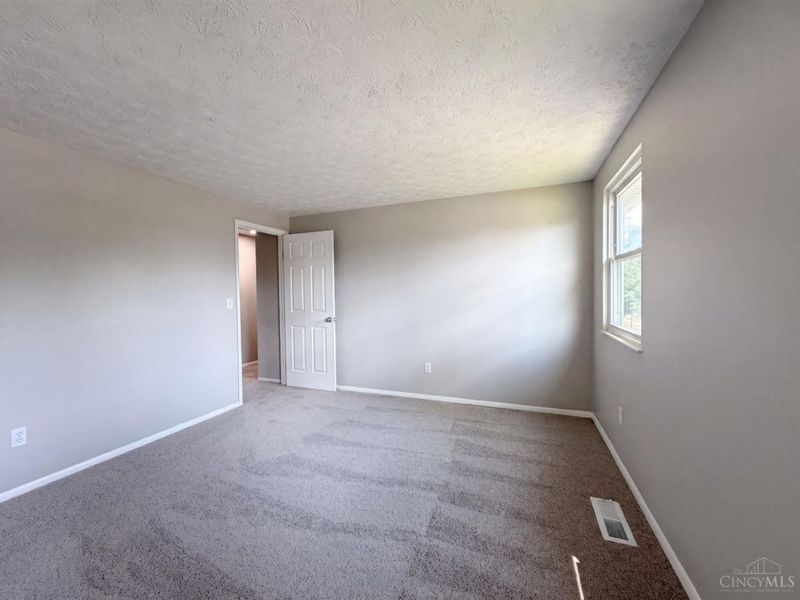 2838 Saturn Drive, Fairfield, OH 45014 Photo 10