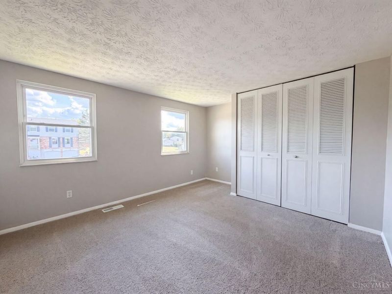 2838 Saturn Drive, Fairfield, OH 45014 Photo 4