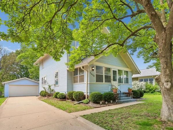 1436 46th Street, Des Moines, IA 50311