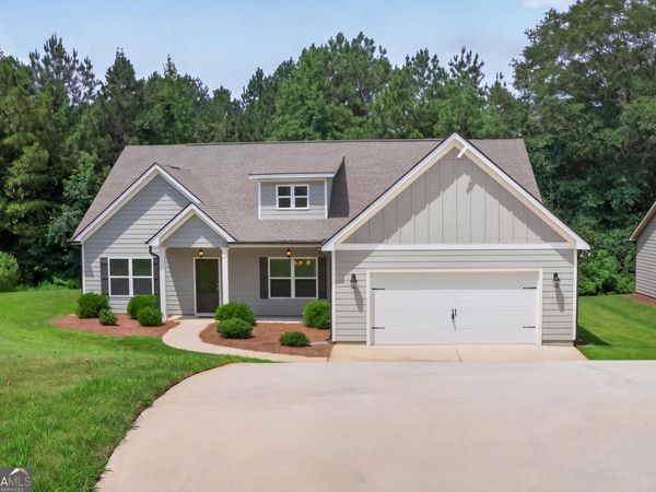 137 Holtz Drive, Carrollton, GA 30117