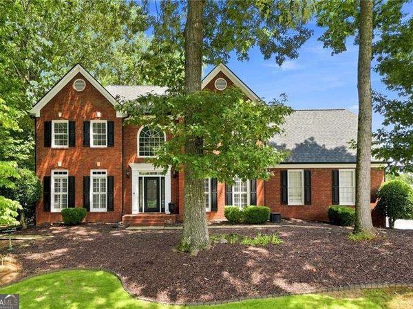 5000 Fairhaven Way NE, Roswell, GA 30075
