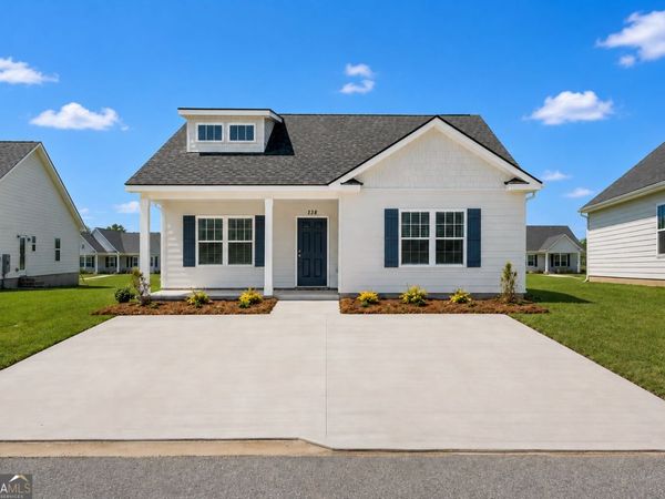 138 Avalon Trace, Statesboro, GA 30458