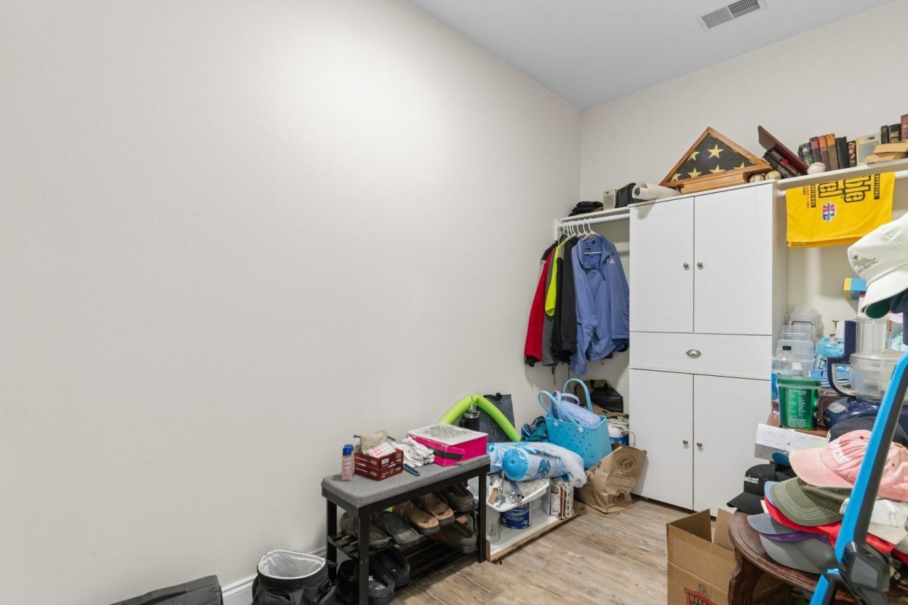 73 Crane Dr. Photo 19