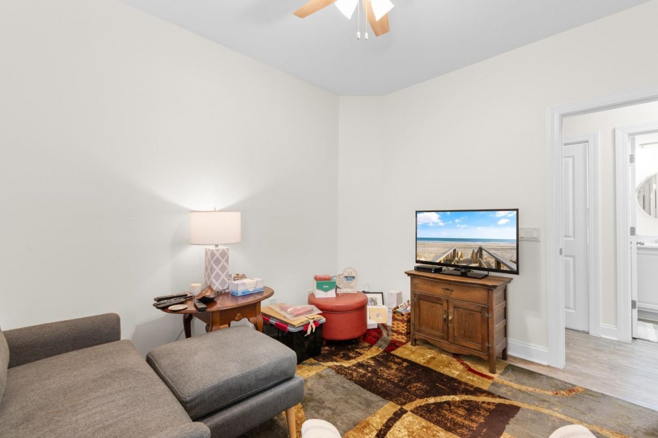 73 Crane Dr. Photo 24