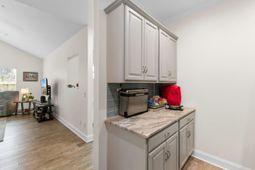 73 Crane Dr. photo 4