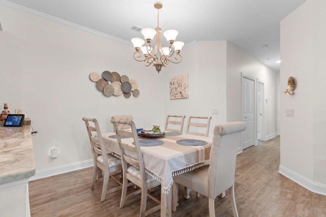 73 Crane Dr. Photo 8