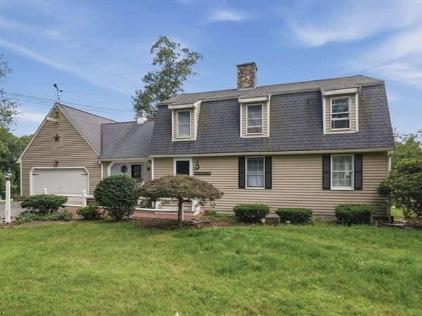 251 Mendon Street, Blackstone, MA 01504
