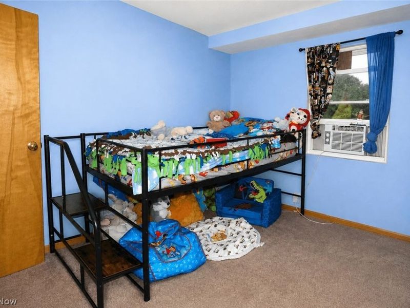 600 Marshall Turrin Drive SE, New Philadelphia, OH 44663 Photo 18
