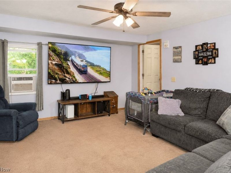 600 Marshall Turrin Drive SE, New Philadelphia, OH 44663 Photo 8