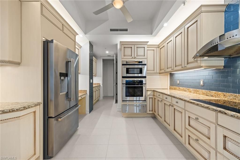 14270 Royal Harbour Ct, Unit 323, Fort Myers, FL 33908 Photo