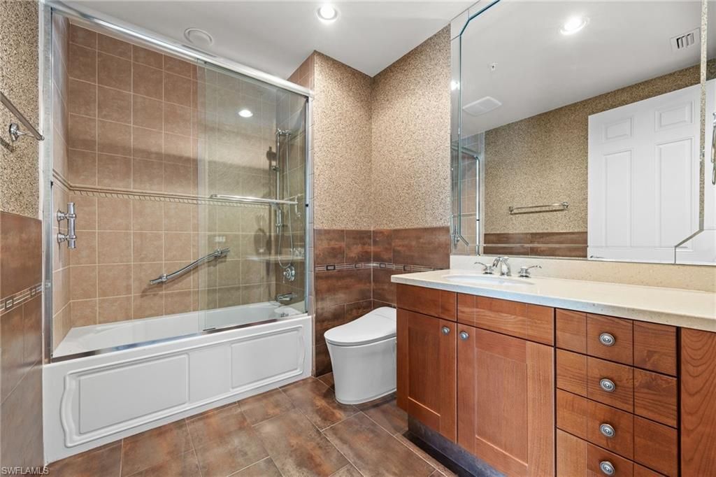 14270 Royal Harbour Ct, Unit 323, Fort Myers, FL 33908 Photo