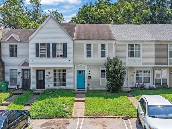 442 Prince Of Wales , Stone Mountain, GA 30083