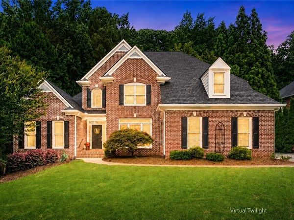707 Inverness Way , Canton, GA 30115