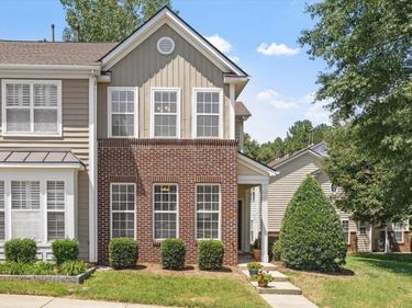 5310 Crescentview Parkway, Raleigh, NC 27606