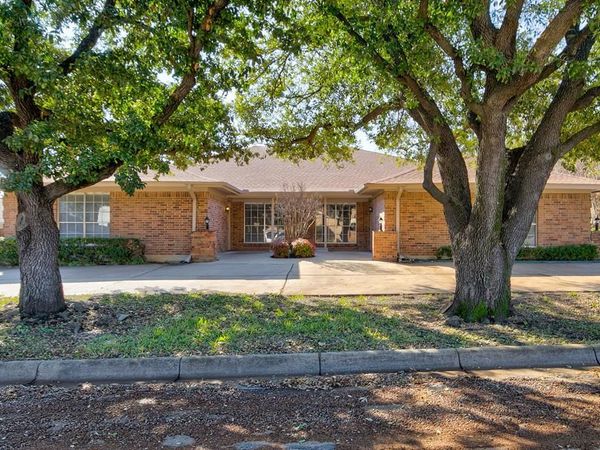 4609 Ranch View Road, Fort Worth, TX 76109