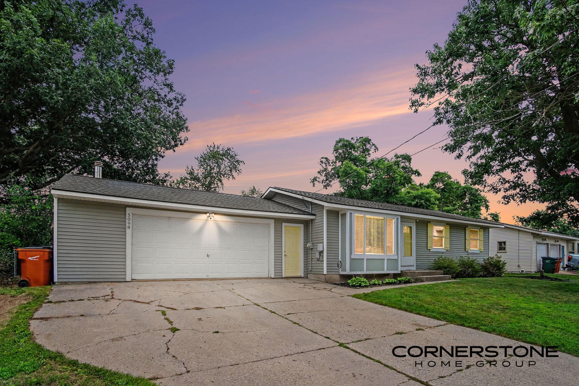 5098 Wallingford Drive Nw, Comstock Park, MI 49321 Main Photo