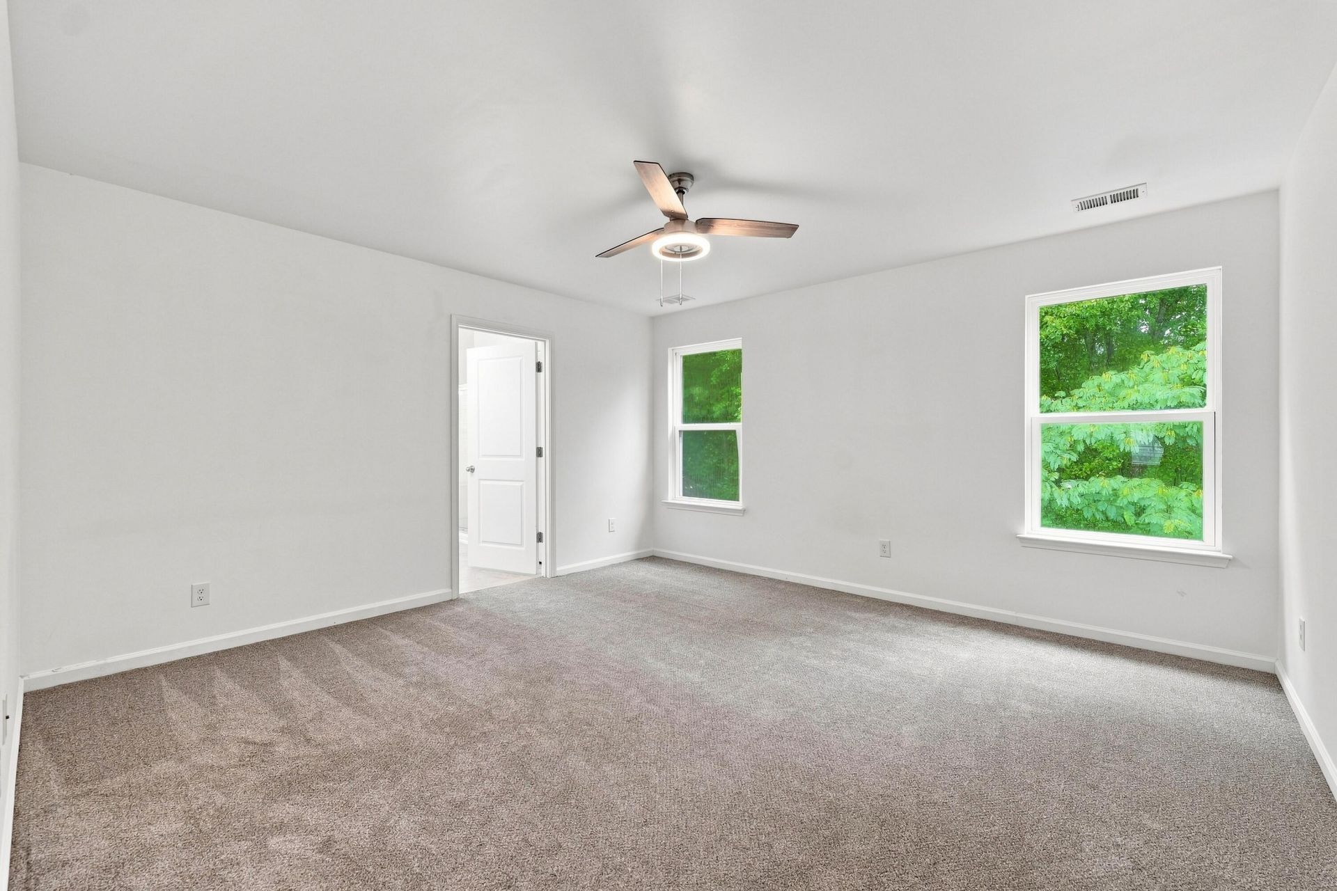 131 Stoney Creek Way Photo 15