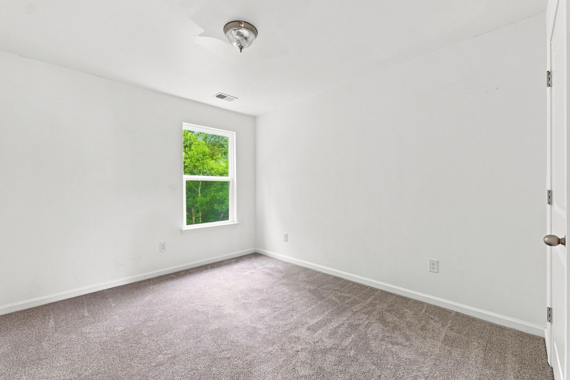 131 Stoney Creek Way Photo 22