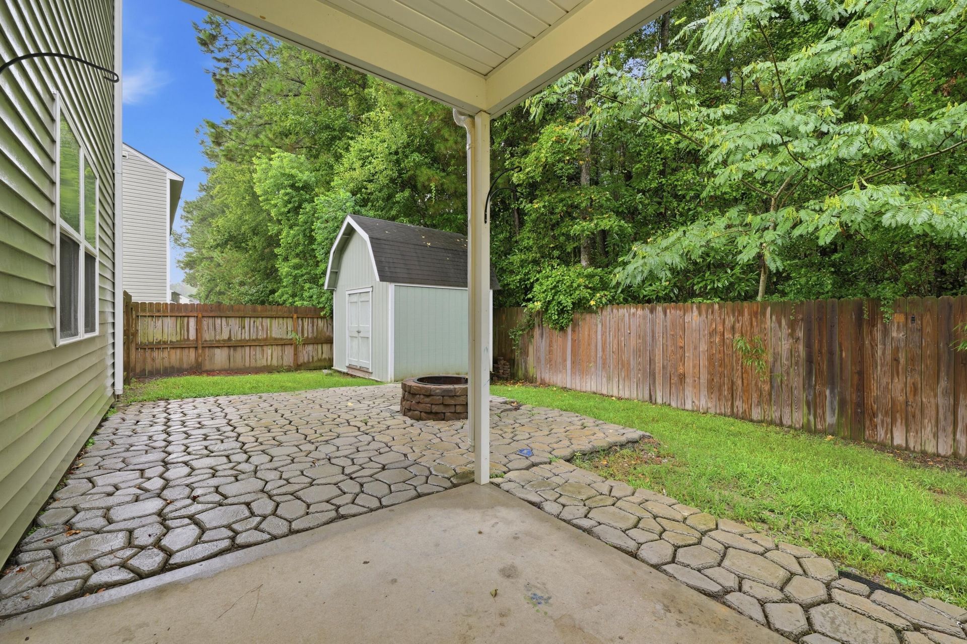 131 Stoney Creek Way Photo 25