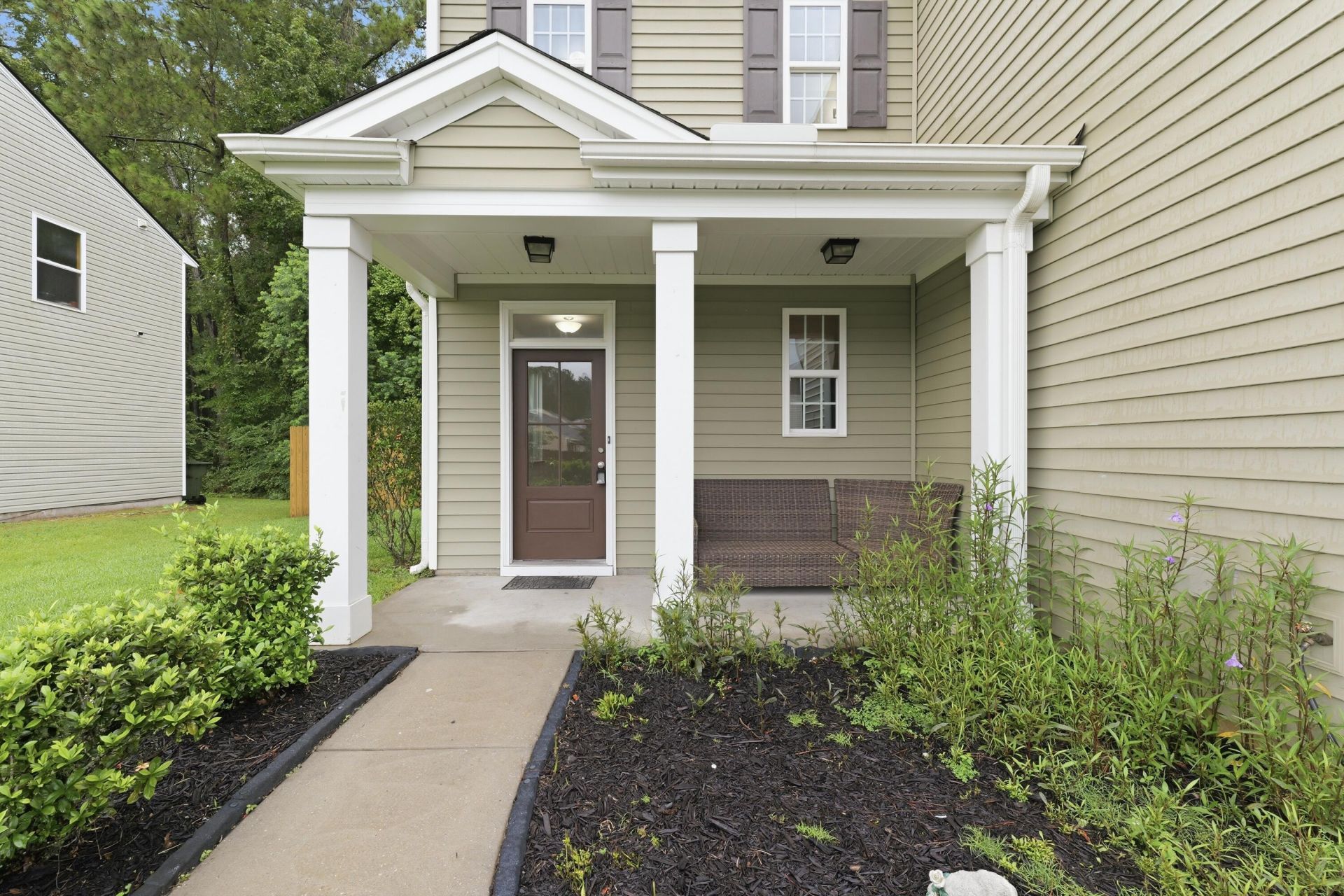 131 Stoney Creek Way Photo 4