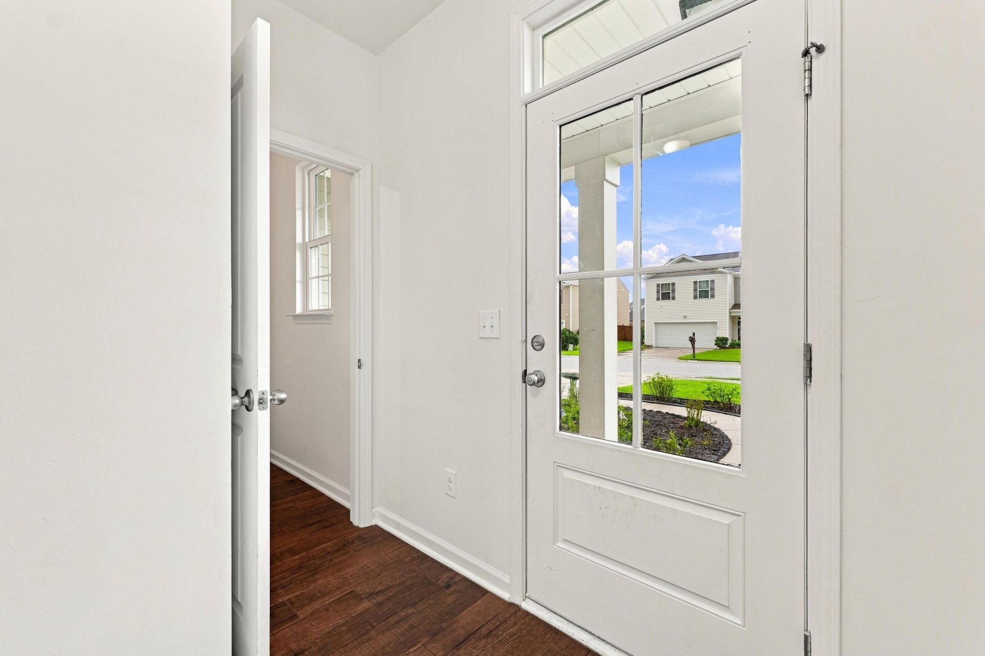 131 Stoney Creek Way Photo 6
